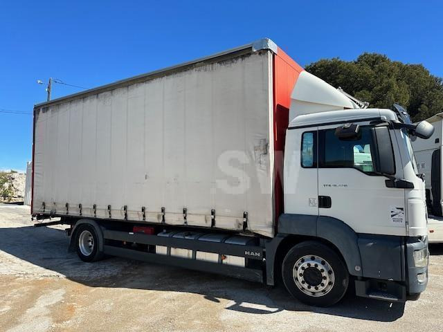 MAN TGS 18.440 SAVOYARDE - Kravas automašīna ar tentu: foto 1 MAN TGS 18.440 SAVOYARDE - Kravas automašīna ar tentu: foto 1