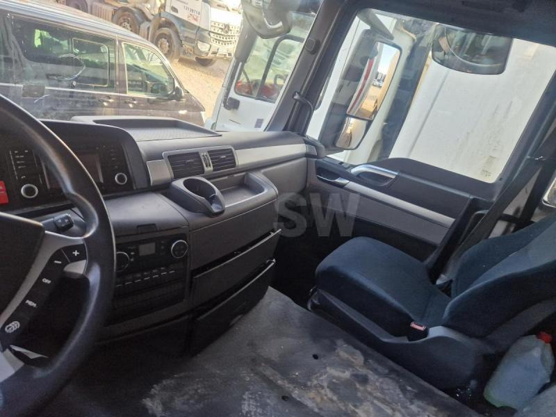MAN TGS 18.440 SAVOYARDE - Kravas automašīna ar tentu: foto 5 MAN TGS 18.440 SAVOYARDE - Kravas automašīna ar tentu: foto 5