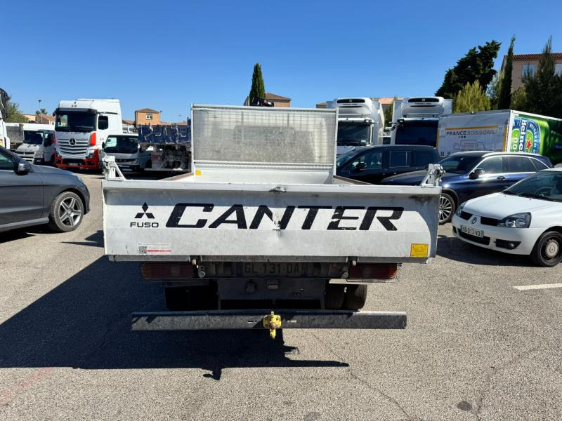 Mitsubishi Fuso Canter 3C15 - Komercauto pašizgāzējs: foto 5 Mitsubishi Fuso Canter 3C15 - Komercauto pašizgāzējs: foto 5