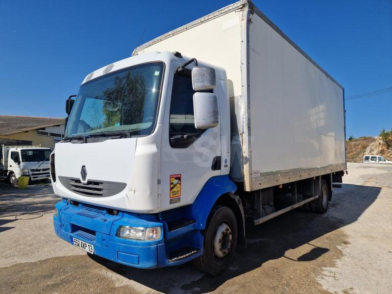 Renault Midlum 220 DCI - Kravas automašīna ar slēgto virsbūvi: foto 1 Renault Midlum 220 DCI - Kravas automašīna ar slēgto virsbūvi: foto 1
