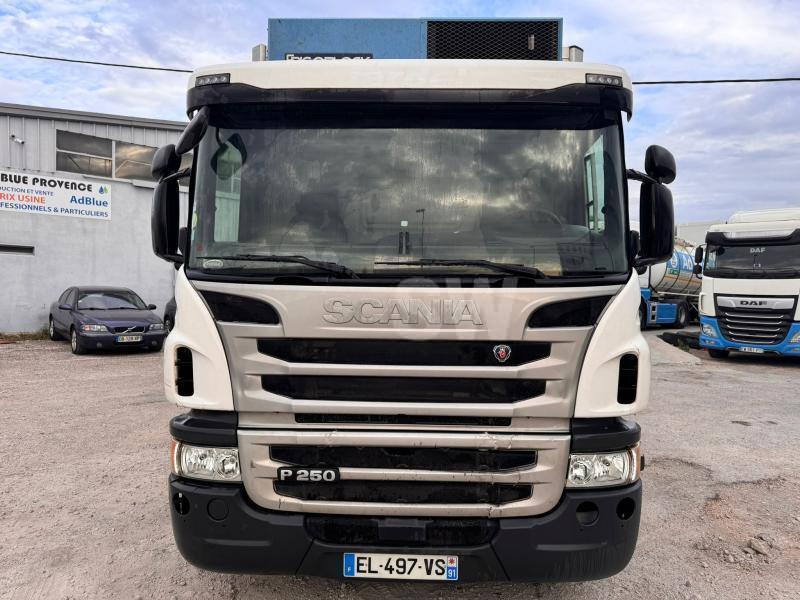 Scania P 250 - Kravas automašīna refrižerators: foto 2 Scania P 250 - Kravas automašīna refrižerators: foto 2