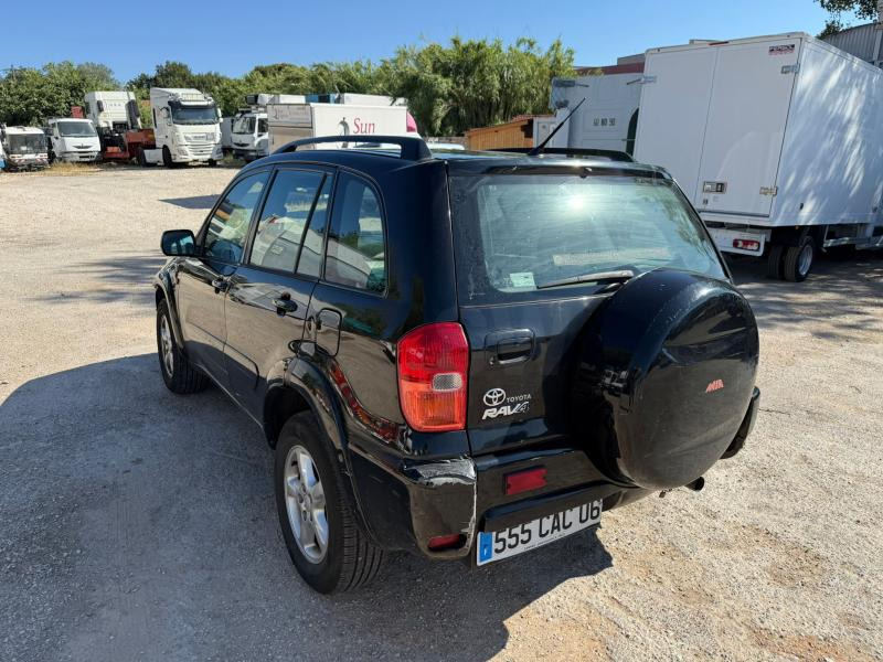 Toyota Rav 4 - Hečbeks: foto 3 Toyota Rav 4 - Hečbeks: foto 3