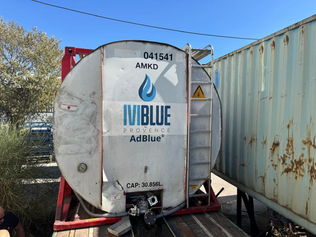 Van Hool 30000 LITRES ADBLUE - Puspiekabe cisterna: foto 5 Van Hool 30000 LITRES ADBLUE - Puspiekabe cisterna: foto 5