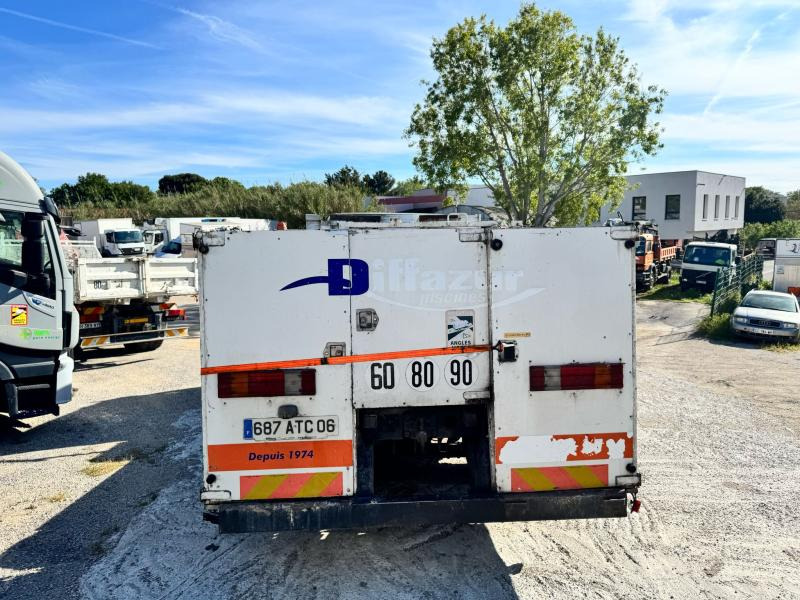 Mercedes Axor 1828 - Vilcējs: foto 5 Mercedes Axor 1828 - Vilcējs: foto 5