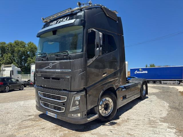 Volvo FH16 750 - Vilcējs: foto 1 Volvo FH16 750 - Vilcējs: foto 1