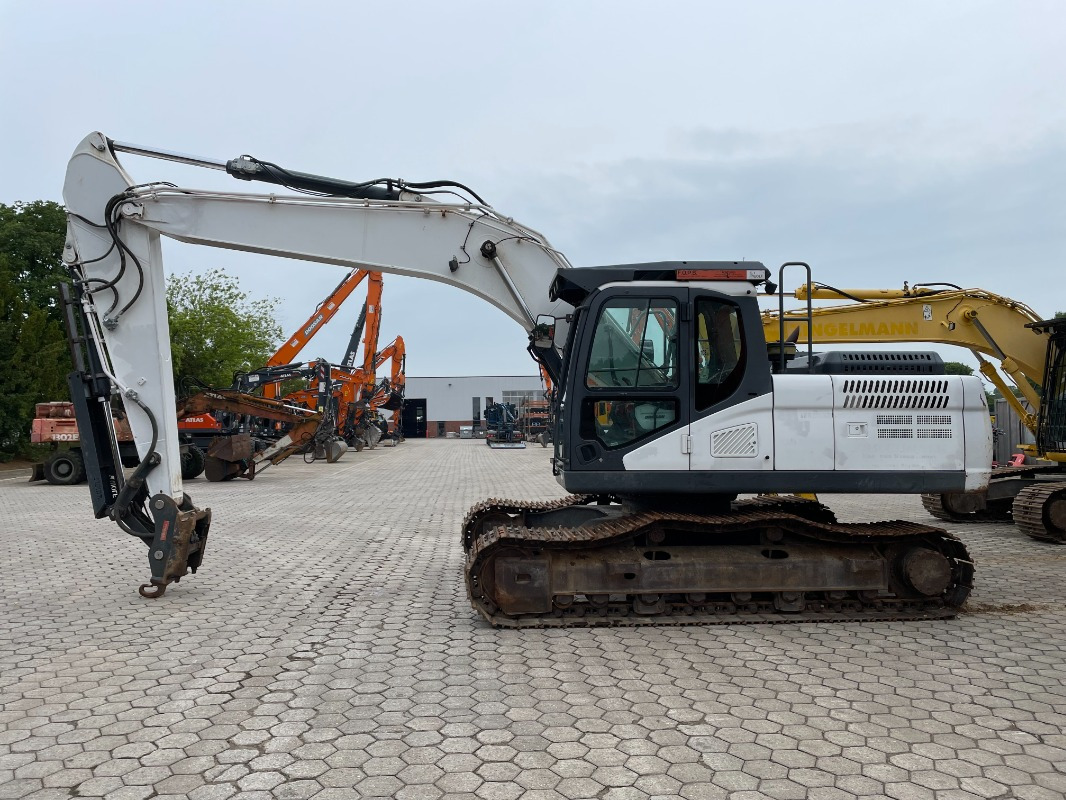 Doosan DX225LC-5 - Kāpurķēžu ekskavators: foto 2 Doosan DX225LC-5 - Kāpurķēžu ekskavators: foto 2