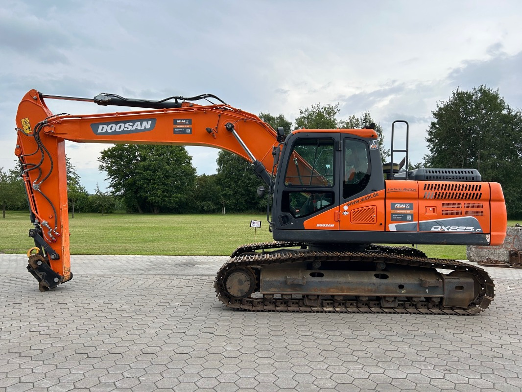 Doosan DX225LC-5 - Kāpurķēžu ekskavators: foto 3 Doosan DX225LC-5 - Kāpurķēžu ekskavators: foto 3
