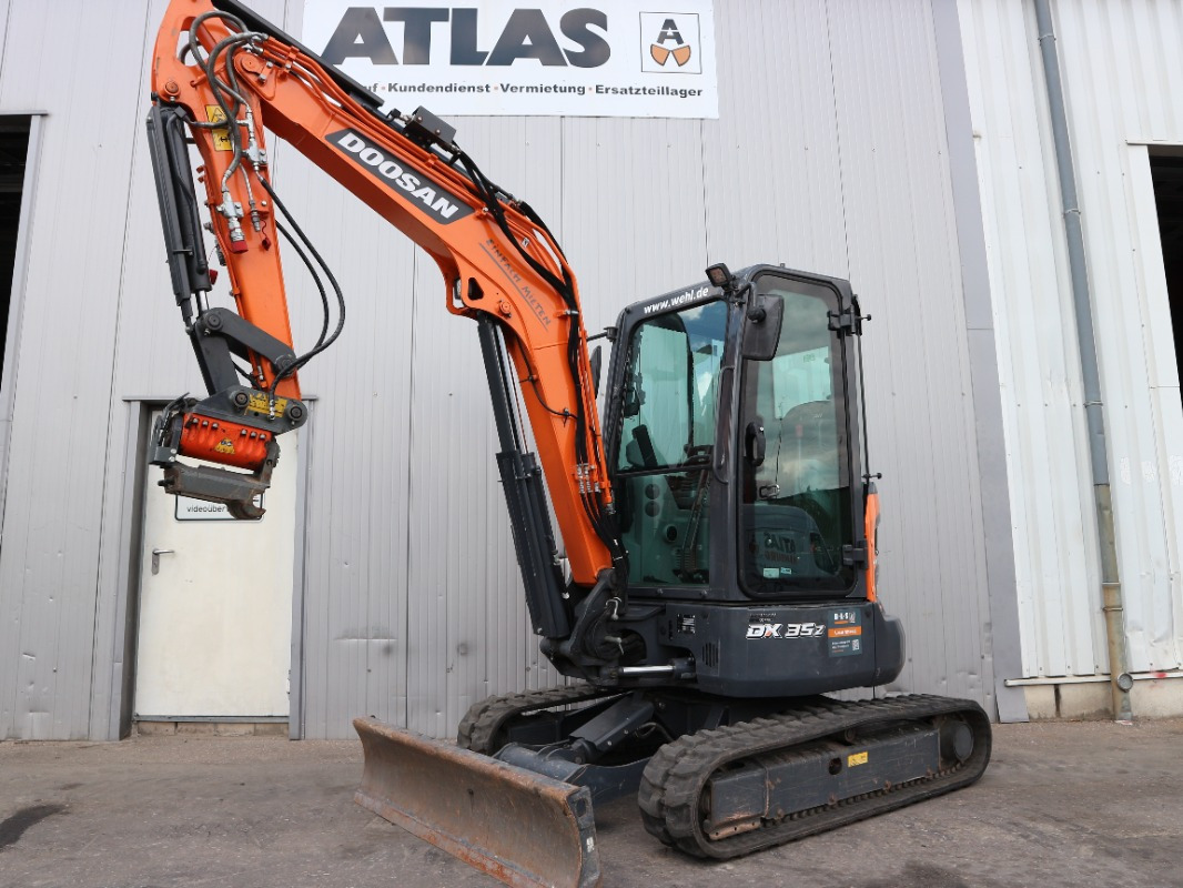 Doosan DX35Z-7 - Mini-ekskavators: foto 1 Doosan DX35Z-7 - Mini-ekskavators: foto 1