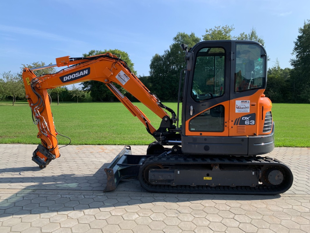 Doosan DX63-3 - Mini-ekskavators: foto 3 Doosan DX63-3 - Mini-ekskavators: foto 3