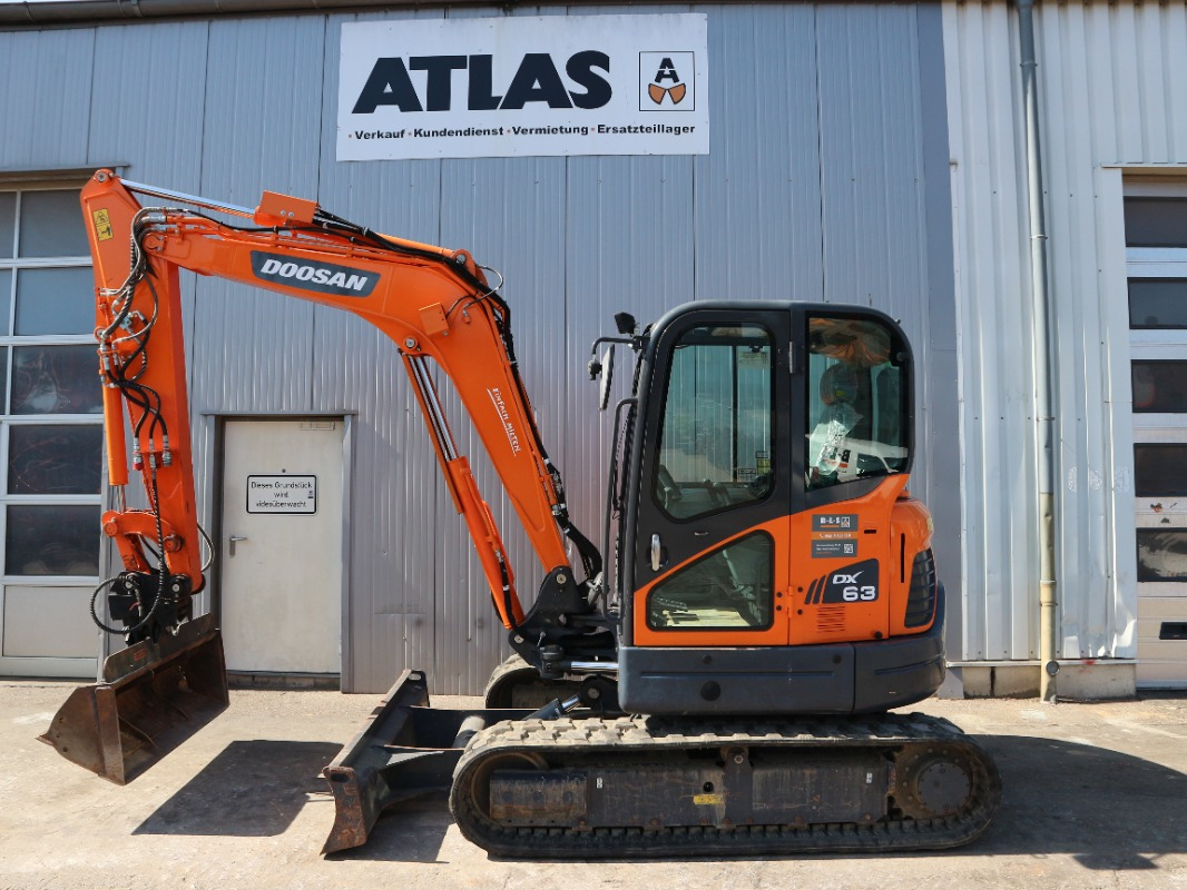 Doosan DX63-3 - Mini-ekskavators: foto 2 Doosan DX63-3 - Mini-ekskavators: foto 2
