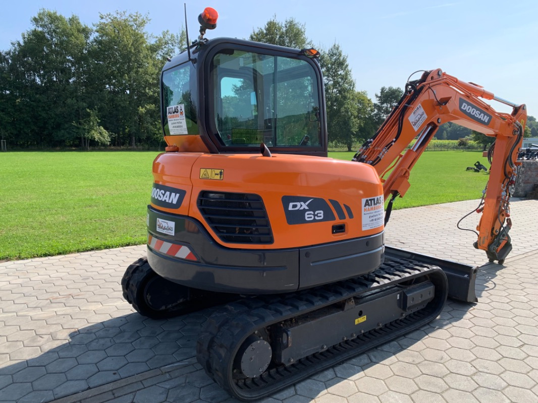 Doosan DX63-3 - Mini-ekskavators: foto 2 Doosan DX63-3 - Mini-ekskavators: foto 2