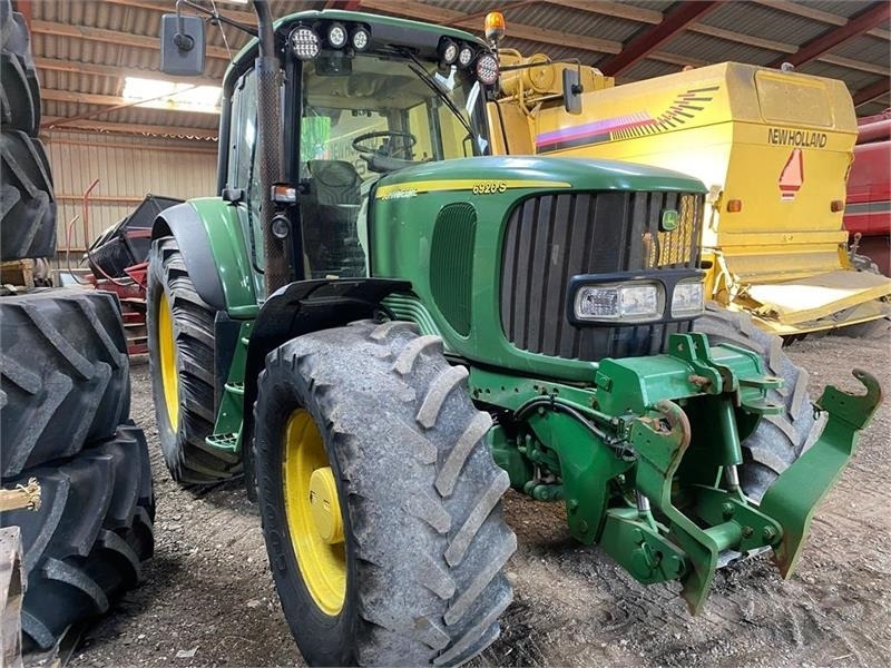 John Deere 6920 S Autopower - Traktors: foto 2 John Deere 6920 S Autopower - Traktors: foto 2