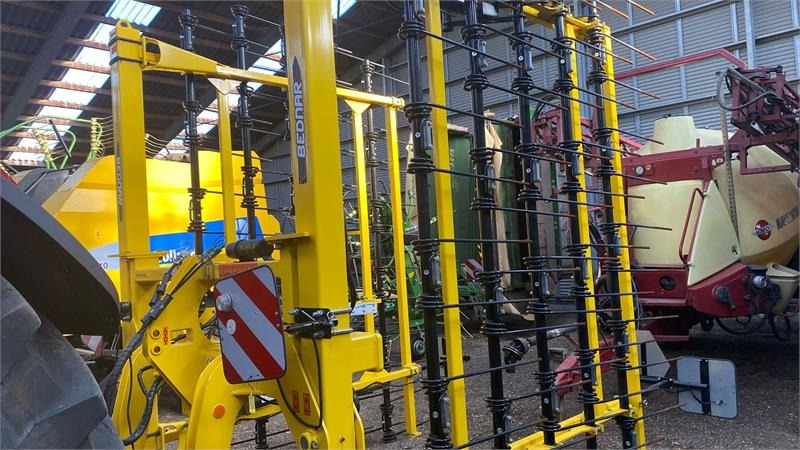 Bednar Striegel PRO PN 7500 - Lauksaimniecības tehnika: foto 1 Bednar Striegel PRO PN 7500 - Lauksaimniecības tehnika: foto 1