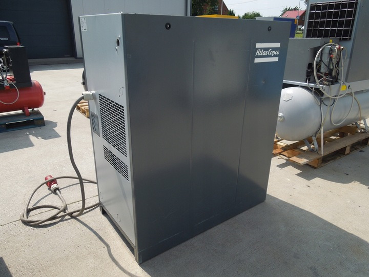 ATLAS COPCO GA22P - Gaisa kompresors: foto 1 ATLAS COPCO GA22P - Gaisa kompresors: foto 1