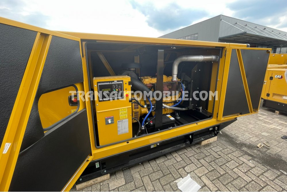 Caterpillar 88 KVA 15.2L DIESEL - EXPORT OUT EU - Elektroģenerators: foto 4 Caterpillar 88 KVA 15.2L DIESEL - EXPORT OUT EU - Elektroģenerators: foto 4