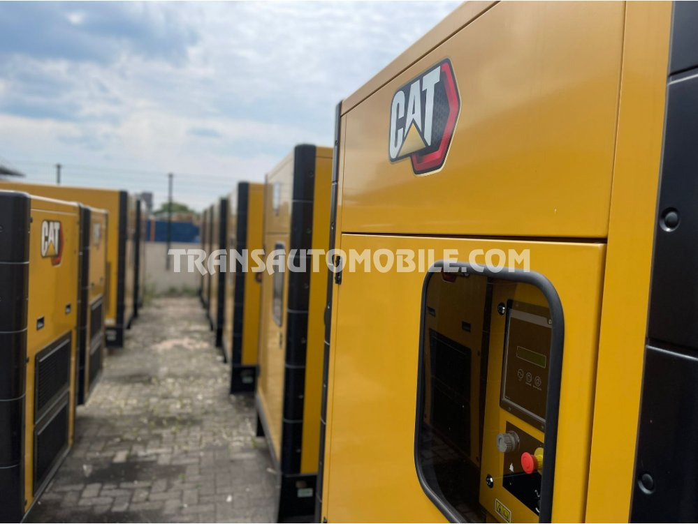 Caterpillar 88 KVA 15.2L DIESEL - EXPORT OUT EU - Elektroģenerators: foto 2 Caterpillar 88 KVA 15.2L DIESEL - EXPORT OUT EU - Elektroģenerators: foto 2