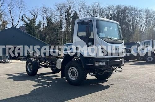 Iveco Eurocargo ML150E24WS 5.9L TURBO DIESEL 4x4 EURO3 CHASSIS CAB - EXPORT OUT EU - Šasija kravas automašīna: foto 4 Iveco Eurocargo ML150E24WS 5.9L TURBO DIESEL 4x4 EURO3 CHASSIS CAB - EXPORT OUT EU - Šasija kravas automašīna: foto 4