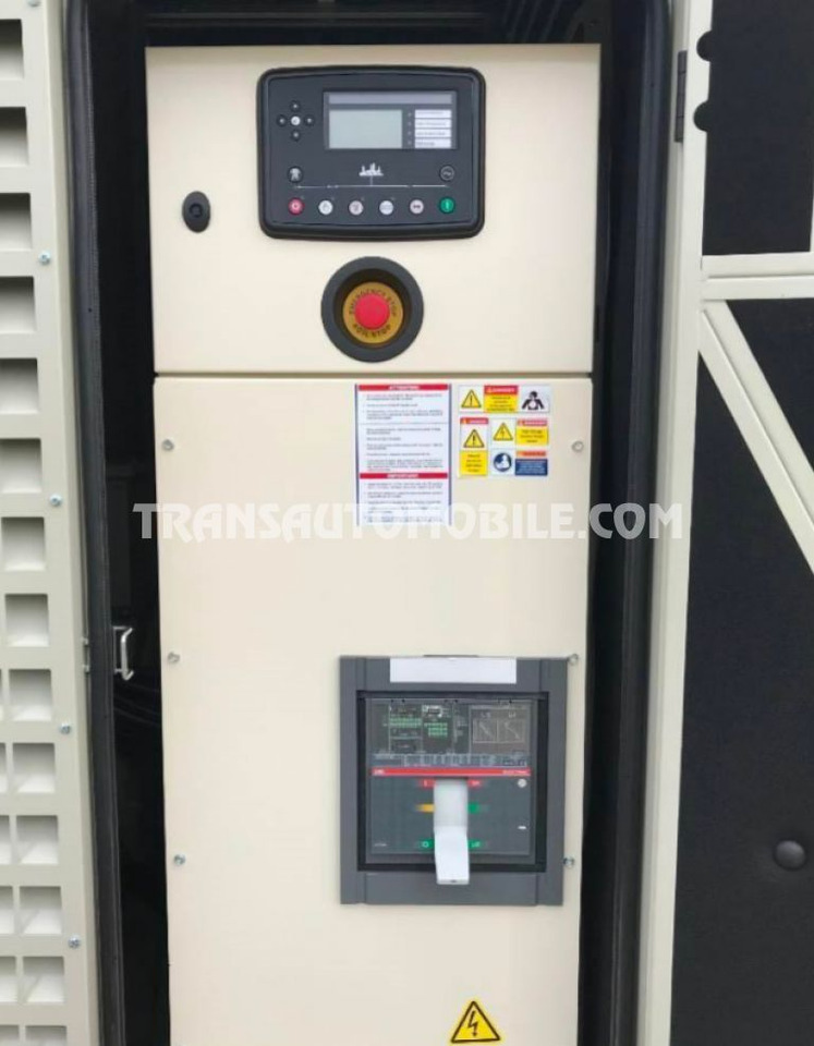 Perkins 700 kVA 97.0L DIESEL - EXPORT OUT EU - Elektroģenerators: foto 4 Perkins 700 kVA 97.0L DIESEL - EXPORT OUT EU - Elektroģenerators: foto 4