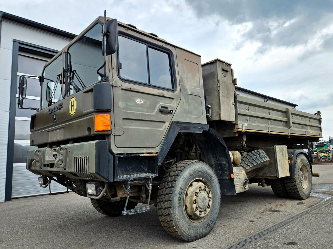MAN 19.403 FALX 4x4 Meiller Kipper Intarder X65 HX60 - Kravas automašīna pašizgāzējs: foto 1 MAN 19.403 FALX 4x4 Meiller Kipper Intarder X65 HX60 - Kravas automašīna pašizgāzējs: foto 1