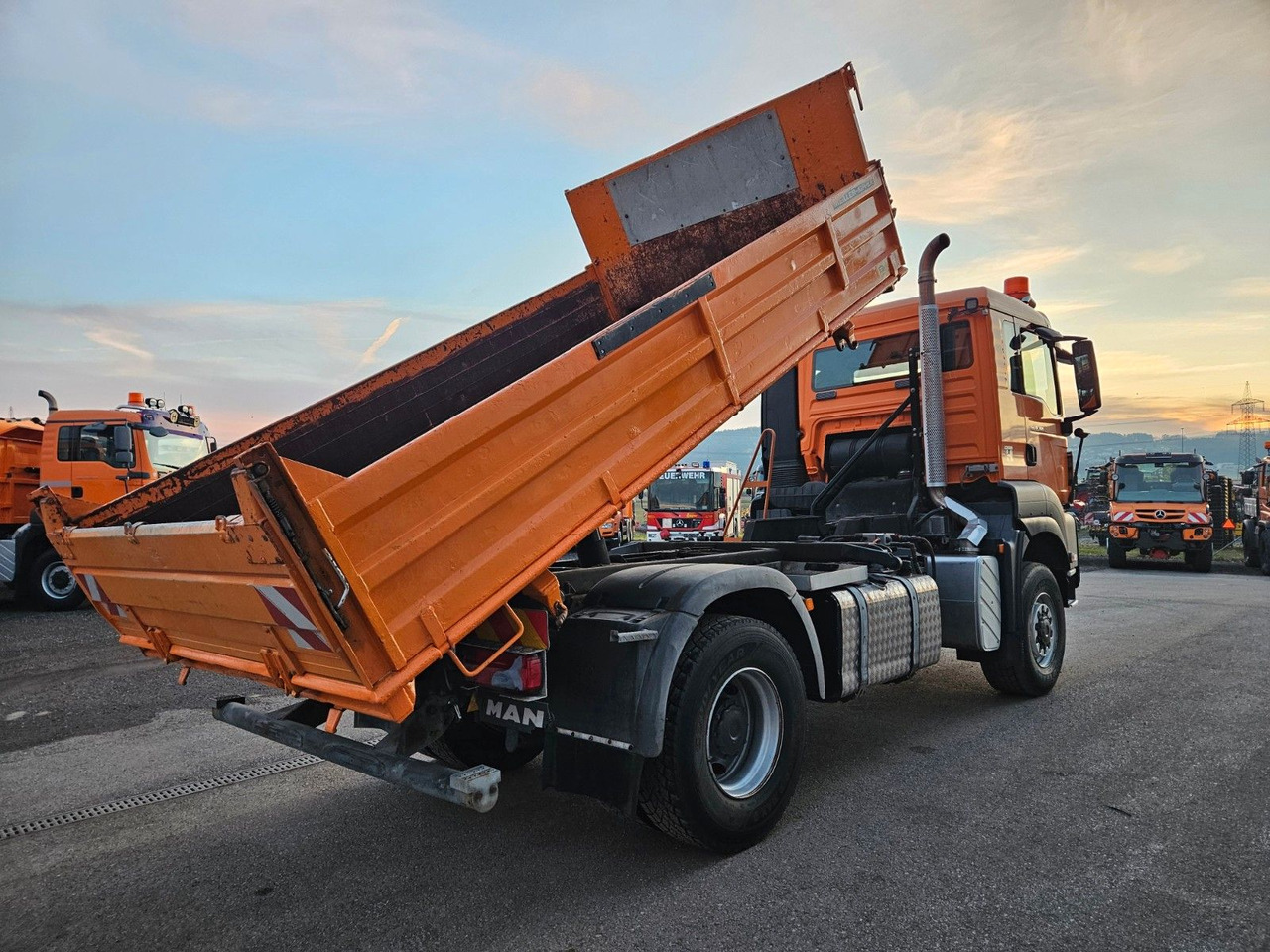 MAN TGS 18.360 4x4 BL Euro5 Meiller - Kravas automašīna pašizgāzējs: foto 5 MAN TGS 18.360 4x4 BL Euro5 Meiller - Kravas automašīna pašizgāzējs: foto 5