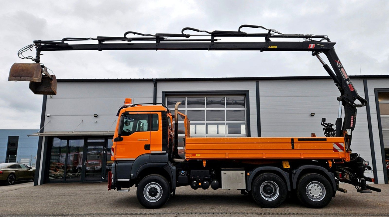 MAN TGS 28.360 6x4-4 HIAB 144E-4 Kran Euro5 - Kravas automašīna pašizgāzējs, Kravas auto ar manipulatoru: foto 2 MAN TGS 28.360 6x4-4 HIAB 144E-4 Kran Euro5 - Kravas automašīna pašizgāzējs, Kravas auto ar manipulatoru: foto 2