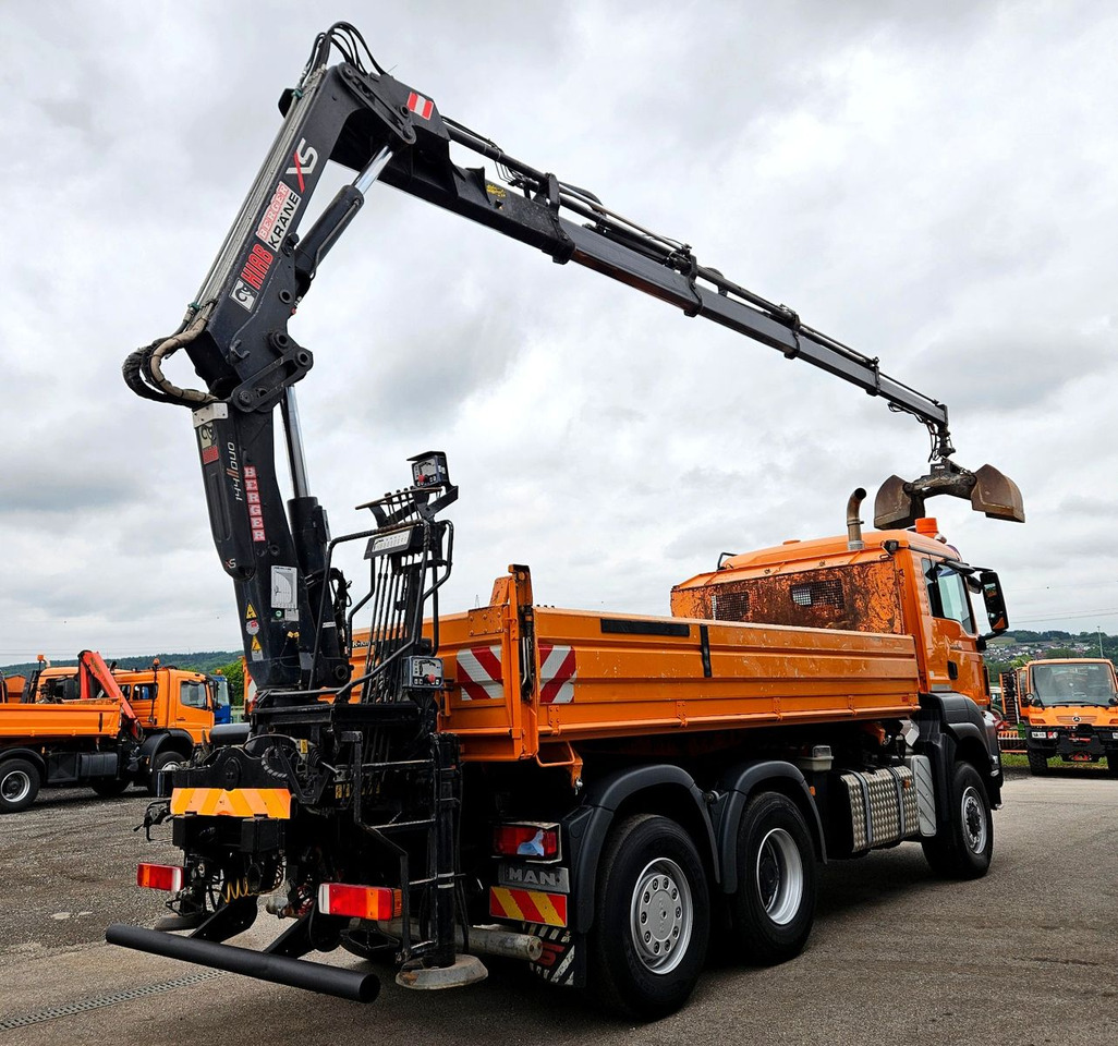 Kravas automašīna pašizgāzējs, Kravas auto ar manipulatoru MAN TGS 28.360 6x4-4 HIAB 144E-4 Kran Euro5: foto 10