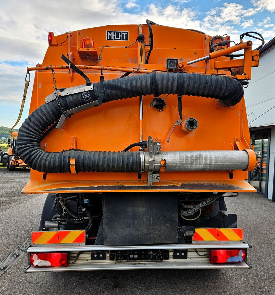 Scania P280 Euro5 MUT 7m3 Hydrostat - Ielu tīrīšanas mašīna: foto 4 Scania P280 Euro5 MUT 7m3 Hydrostat - Ielu tīrīšanas mašīna: foto 4