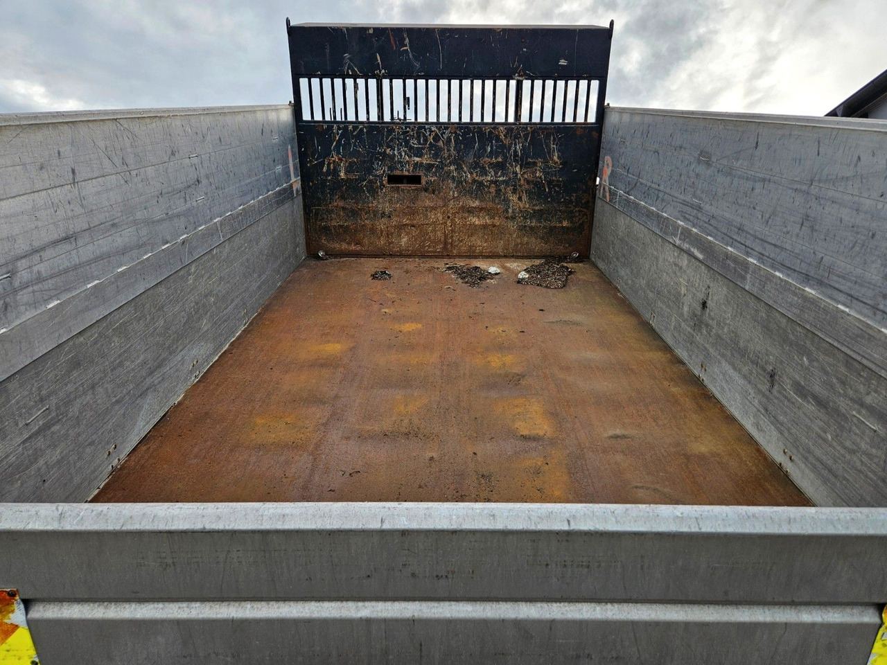 Scania R380 4x4 Winterdienst Euro4 - Kravas automašīna pašizgāzējs: foto 4 Scania R380 4x4 Winterdienst Euro4 - Kravas automašīna pašizgāzējs: foto 4