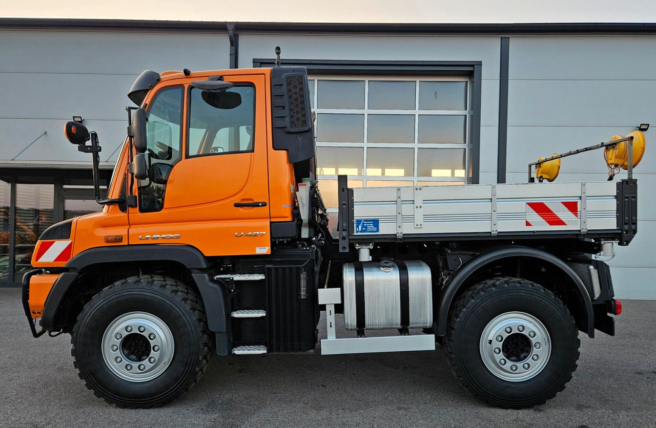 Unimog U427 UGE Euro6 VarioPilot Hydrostat - Kravas automašīna pašizgāzējs: foto 2 Unimog U427 UGE Euro6 VarioPilot Hydrostat - Kravas automašīna pašizgāzējs: foto 2