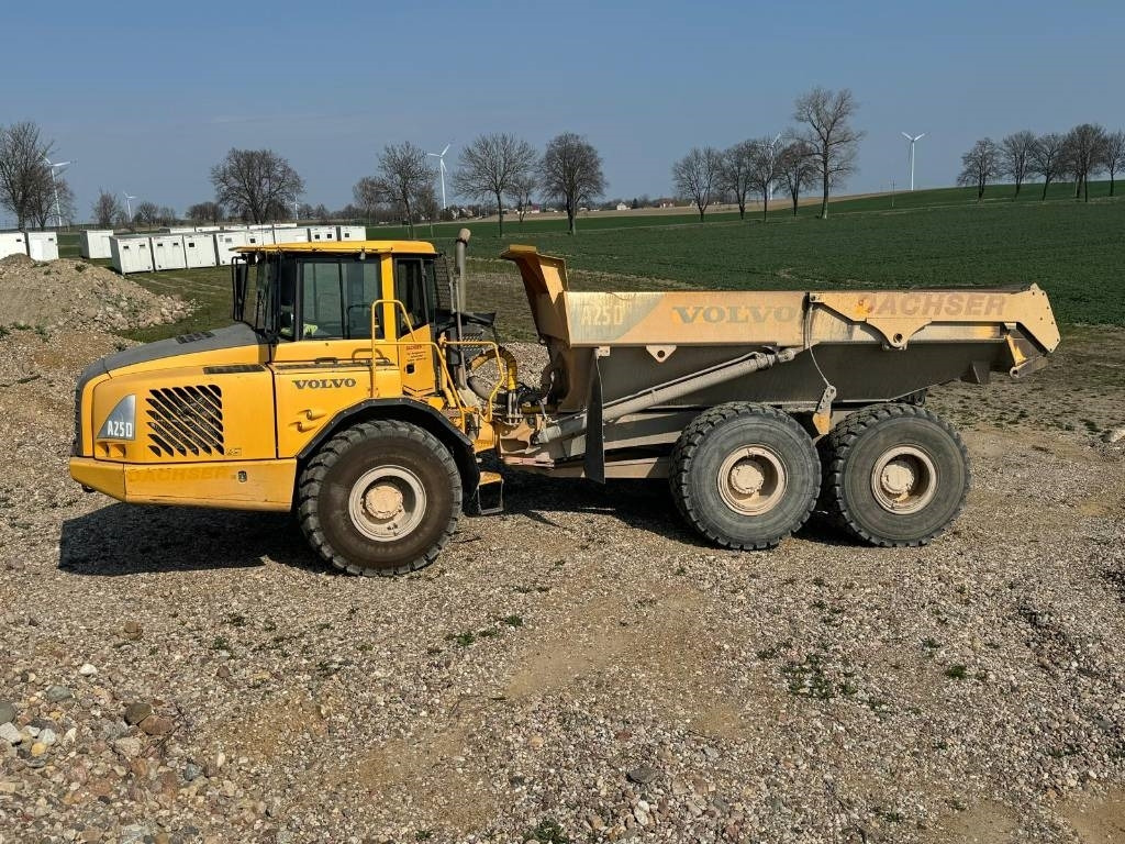 Artikulētias pašizgāzējs Volvo A 25 D: foto 14