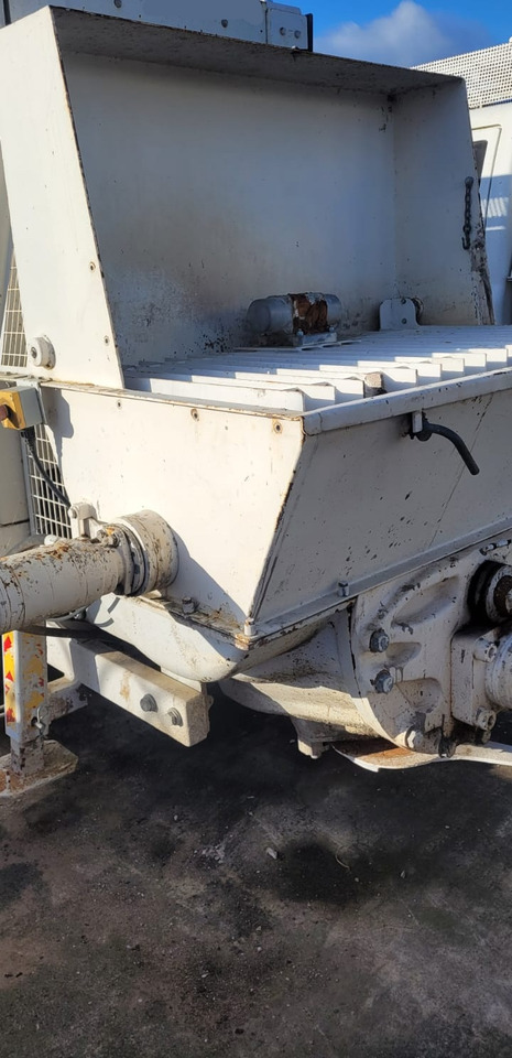 SCHWING STETTER 1800 - Stacionārais betona sūknis: foto 3 SCHWING STETTER 1800 - Stacionārais betona sūknis: foto 3