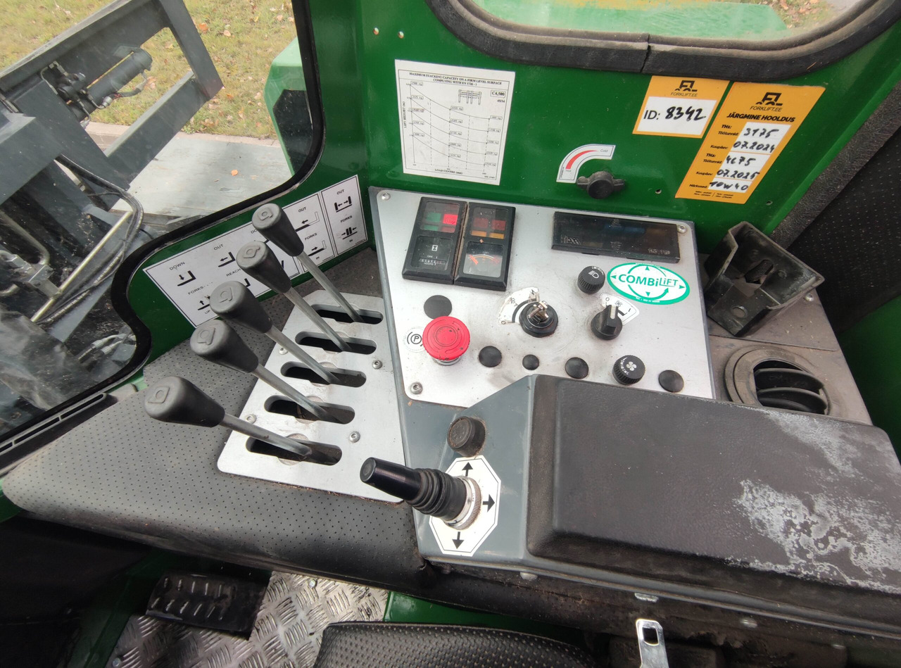 Combilift C4500 - Sānu autokrāvējs: foto 5 Combilift C4500 - Sānu autokrāvējs: foto 5