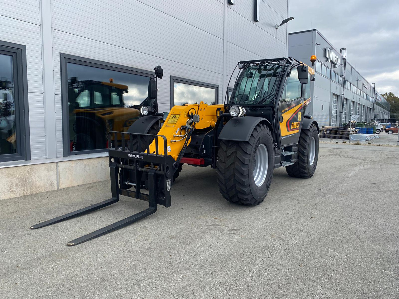 Dieci Agri Plus 42.7 VS EVO2 GD - Teleskopiskais iekrāvējs: foto 1 Dieci Agri Plus 42.7 VS EVO2 GD - Teleskopiskais iekrāvējs: foto 1