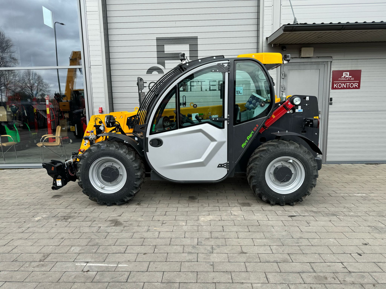 Dieci Mini Agri 26.6 - Teleskopiskais iekrāvējs: foto 2 Dieci Mini Agri 26.6 - Teleskopiskais iekrāvējs: foto 2