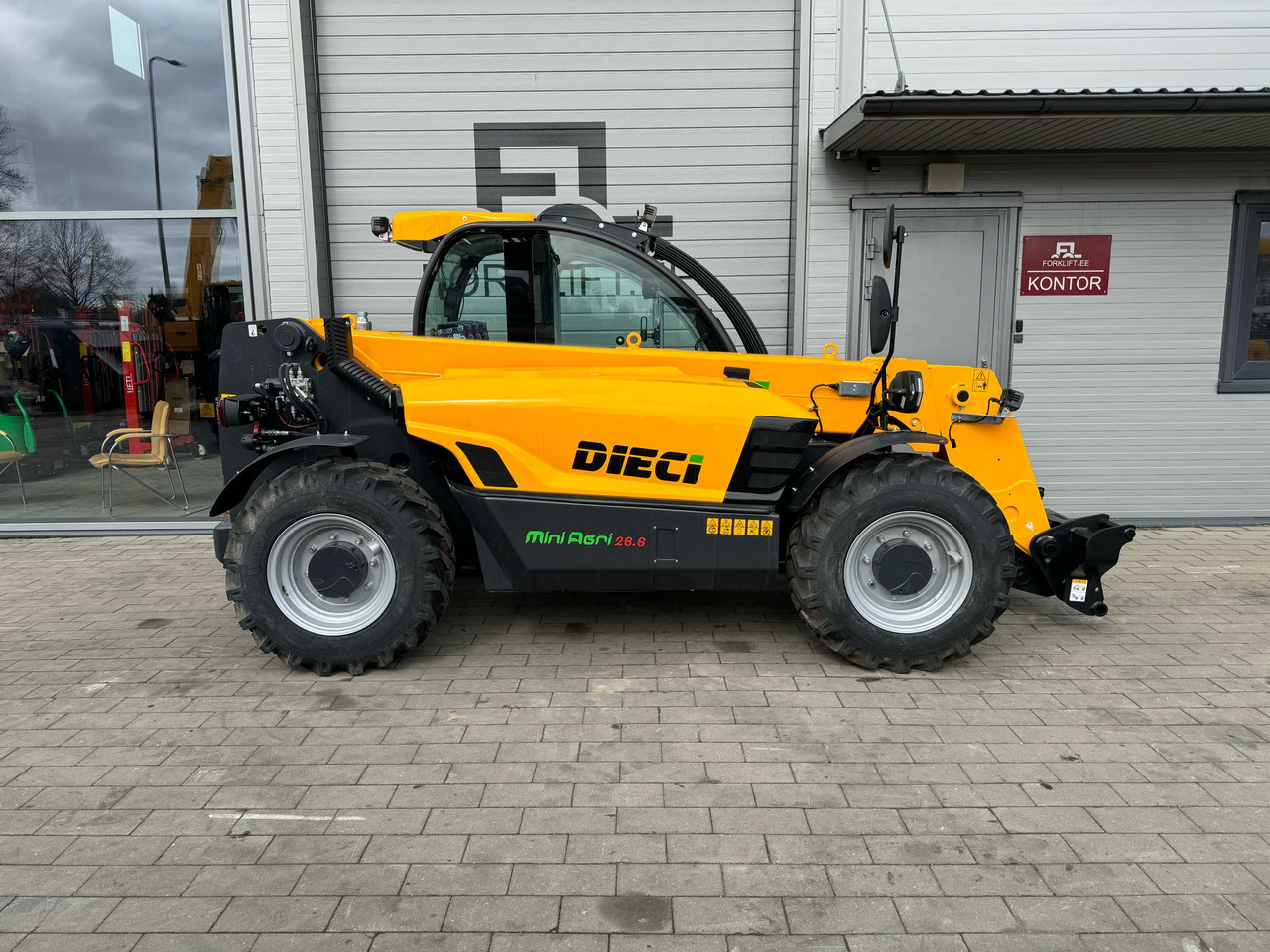 Dieci Mini Agri 26.6 - Teleskopiskais iekrāvējs: foto 5 Dieci Mini Agri 26.6 - Teleskopiskais iekrāvējs: foto 5