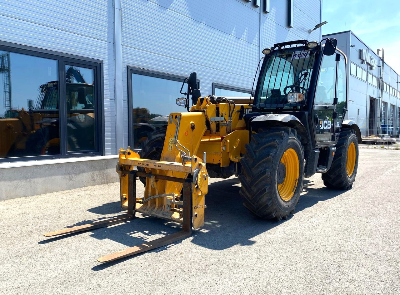 JCB 535-95 - Teleskopiskais iekrāvējs: foto 1 JCB 535-95 - Teleskopiskais iekrāvējs: foto 1