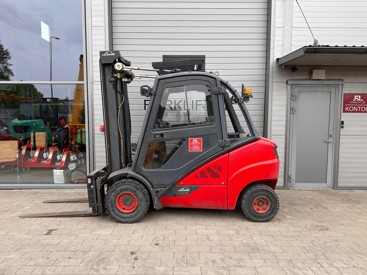 Linde H30D-02 - Dīzeļiekrāvējs: foto 2 Linde H30D-02 - Dīzeļiekrāvējs: foto 2