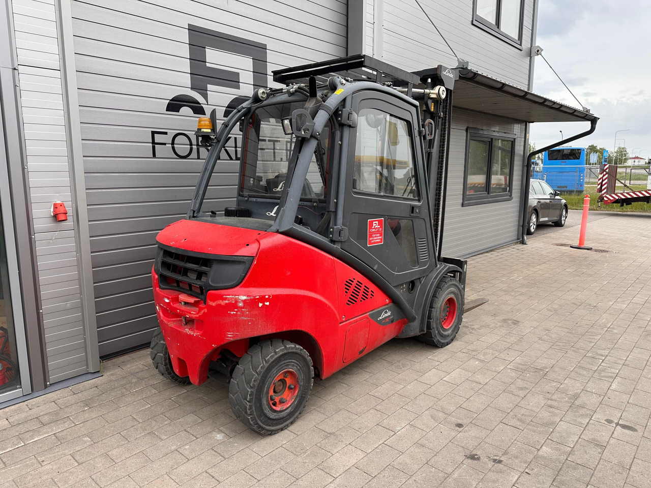 Linde H30D-02 - Dīzeļiekrāvējs: foto 4 Linde H30D-02 - Dīzeļiekrāvējs: foto 4