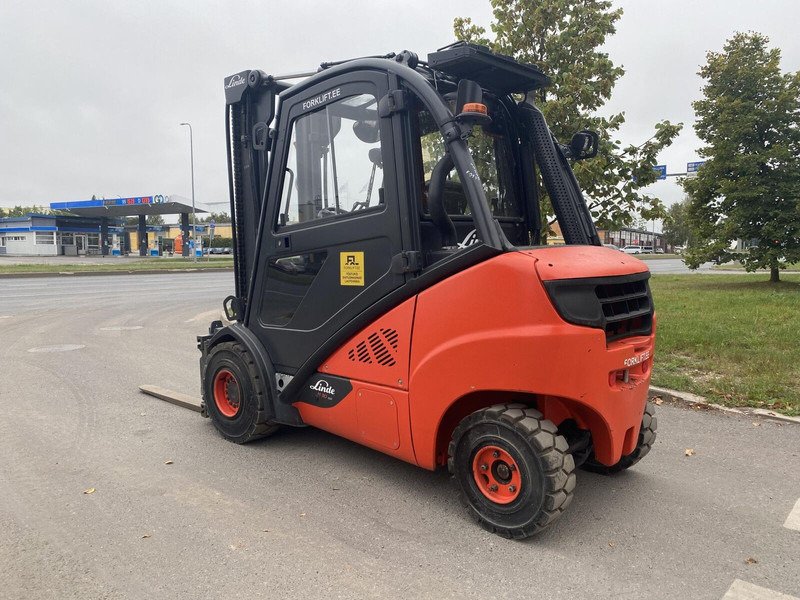 Linde H30D - Dīzeļiekrāvējs: foto 2 Linde H30D - Dīzeļiekrāvējs: foto 2