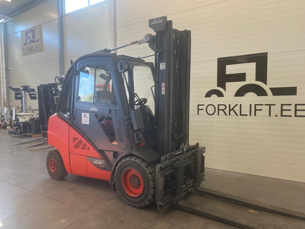 Linde H35D - Dīzeļiekrāvējs: foto 3 Linde H35D - Dīzeļiekrāvējs: foto 3