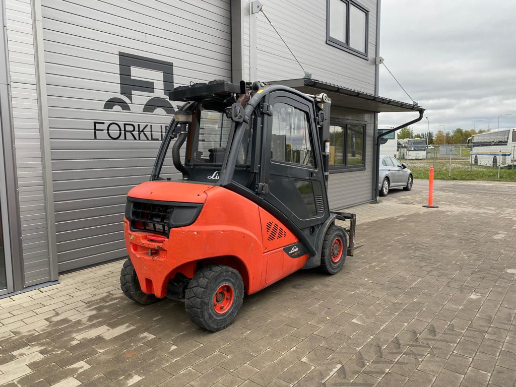 Linde H35D - Dīzeļiekrāvējs: foto 5 Linde H35D - Dīzeļiekrāvējs: foto 5