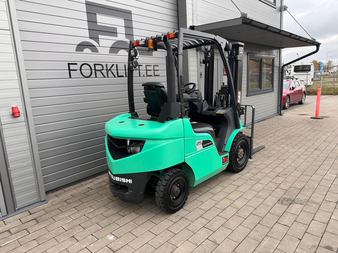 Mitsubishi FD25N3 - Dīzeļiekrāvējs: foto 4 Mitsubishi FD25N3 - Dīzeļiekrāvējs: foto 4