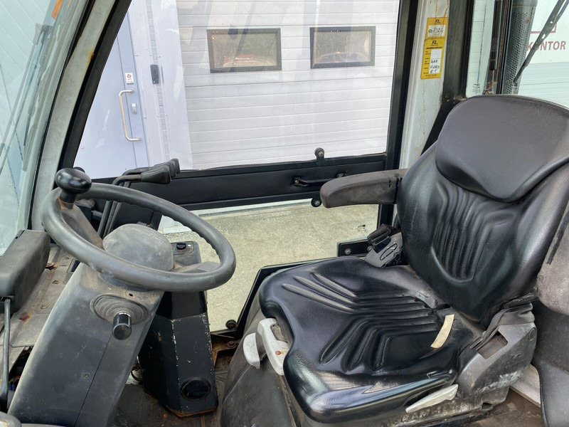 UniCarriers Y1D1A18Q - Dīzeļiekrāvējs: foto 5 UniCarriers Y1D1A18Q - Dīzeļiekrāvējs: foto 5