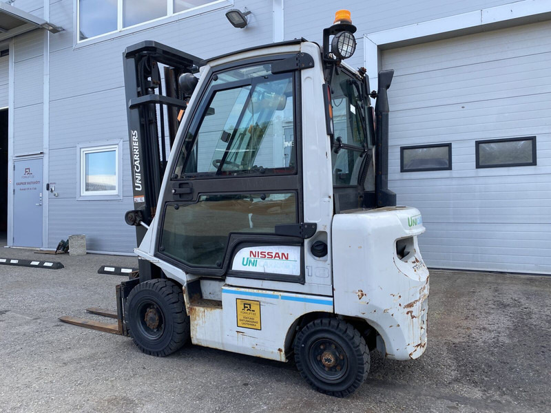 UniCarriers Y1D1A18Q - Dīzeļiekrāvējs: foto 4 UniCarriers Y1D1A18Q - Dīzeļiekrāvējs: foto 4