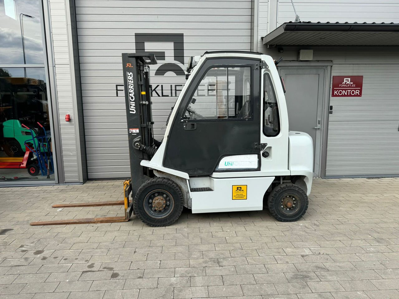 Unicarriers Y1D2A25Q - Dīzeļiekrāvējs: foto 2 Unicarriers Y1D2A25Q - Dīzeļiekrāvējs: foto 2