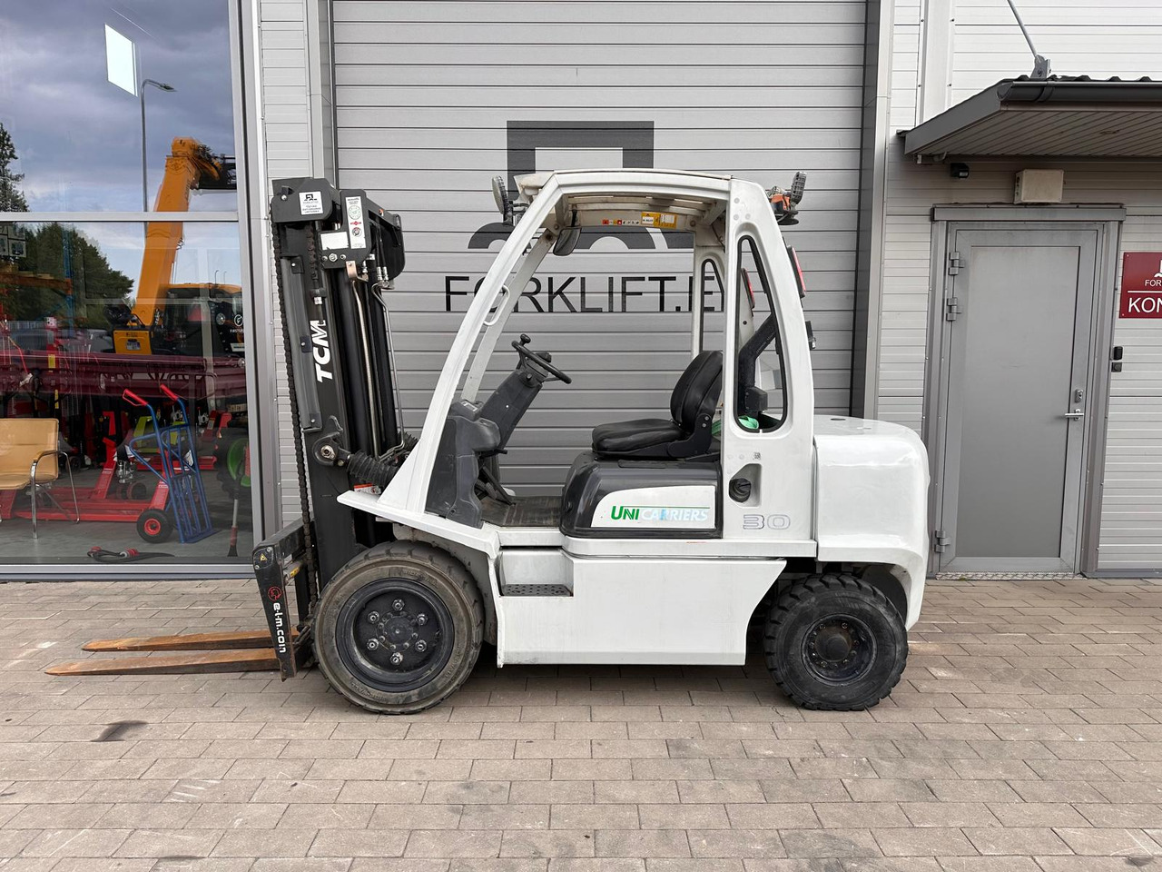 Unicarriers YG1D2A30Q - Dīzeļiekrāvējs: foto 2 Unicarriers YG1D2A30Q - Dīzeļiekrāvējs: foto 2