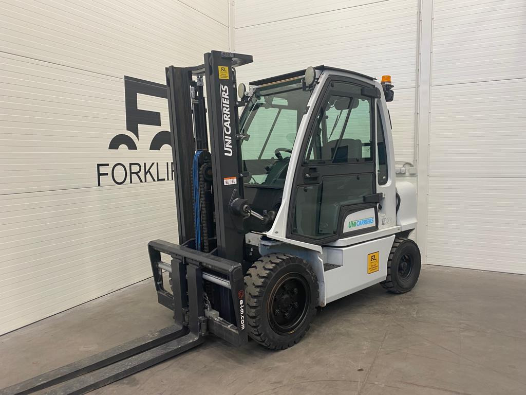 Unicarriers YG1D2A30Q - Dīzeļiekrāvējs: foto 1 Unicarriers YG1D2A30Q - Dīzeļiekrāvējs: foto 1