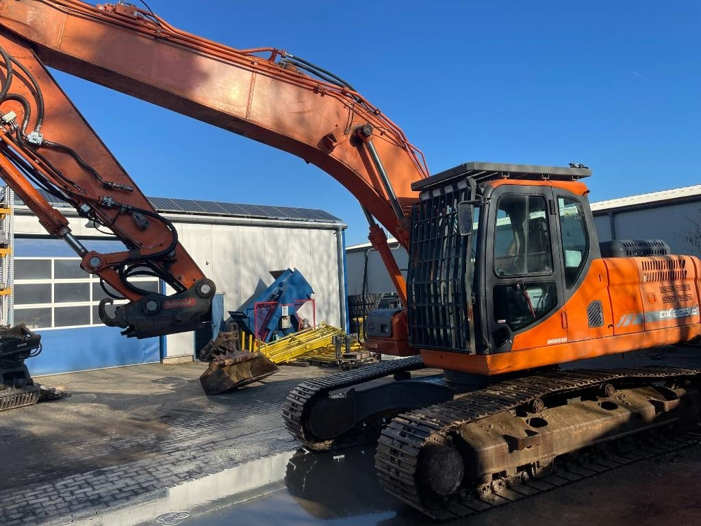 Doosan EXCA - Kāpurķēžu ekskavators: foto 4 Doosan EXCA - Kāpurķēžu ekskavators: foto 4