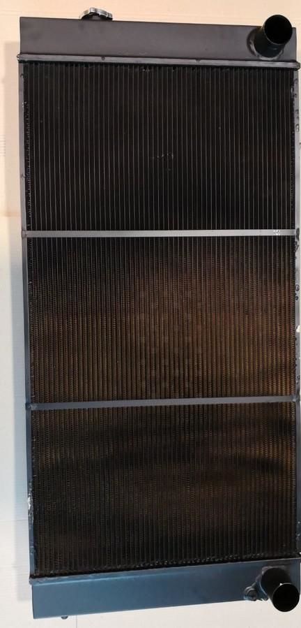 RADIATORE HITACHI ZX450-3 ZX470-3 ZX500-3 ZX520 4655008 - Radiators: foto 1 RADIATORE HITACHI ZX450-3 ZX470-3 ZX500-3 ZX520 4655008 - Radiators: foto 1