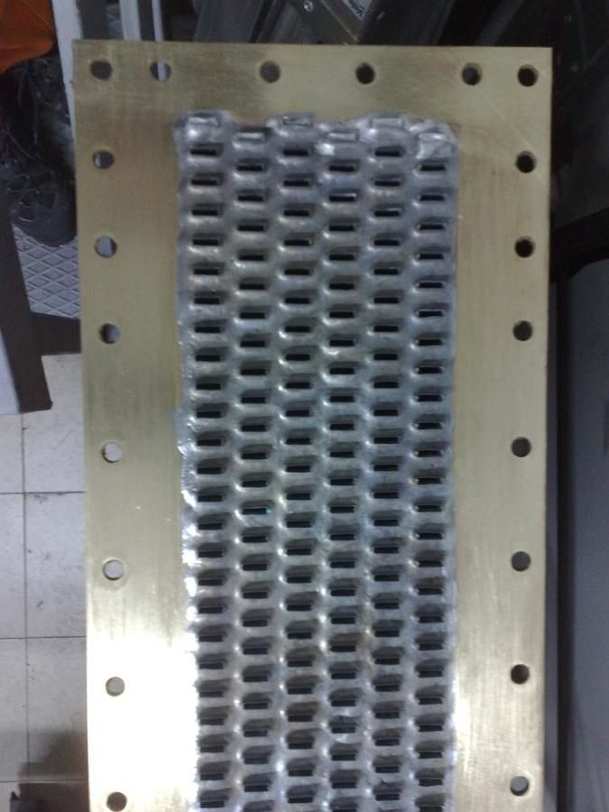 RADIATORE NH W 230 76072592 - Radiators: foto 2 RADIATORE NH W 230 76072592 - Radiators: foto 2